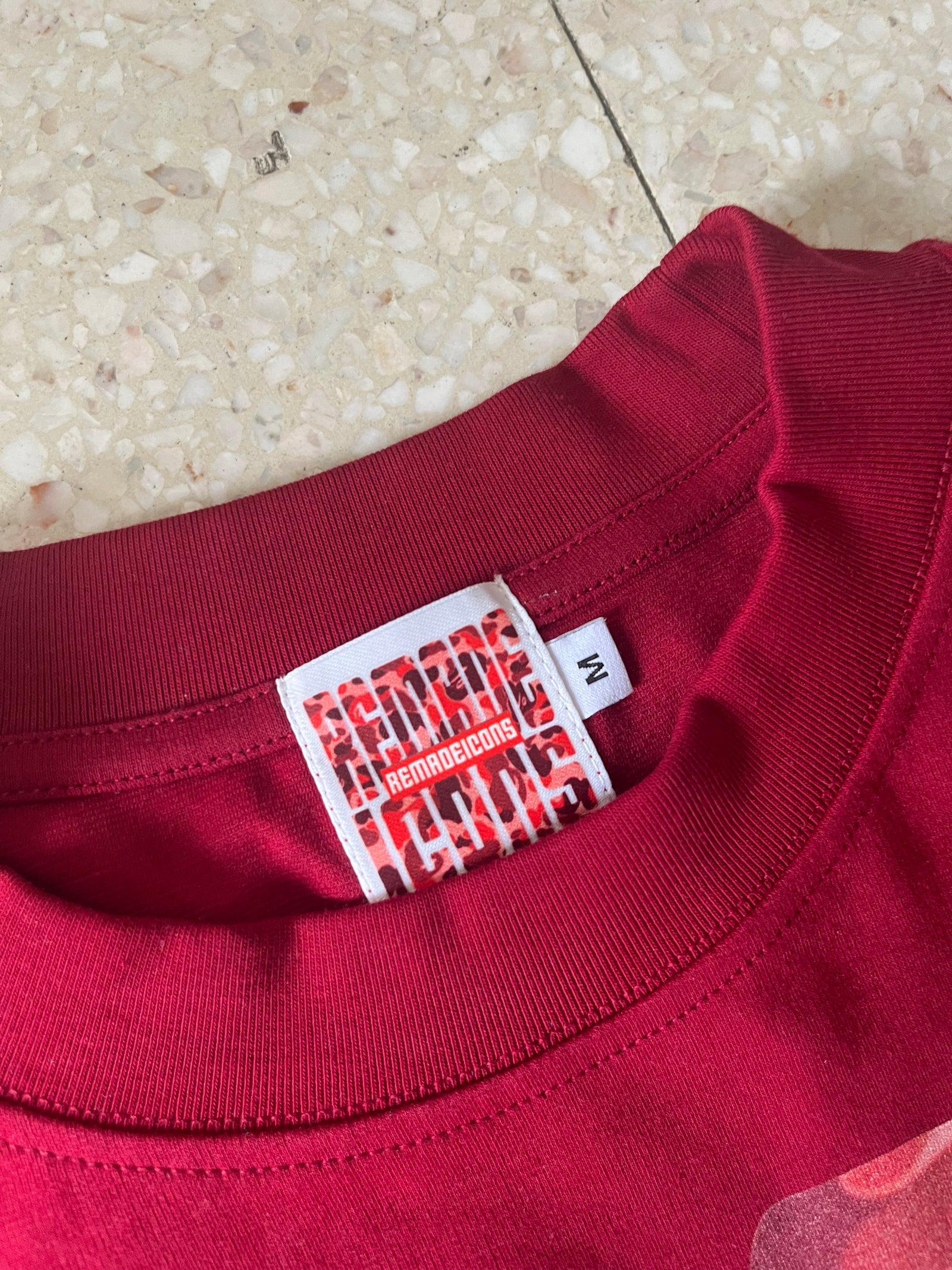 LONGSLEEVE SURPRISE DROP 1