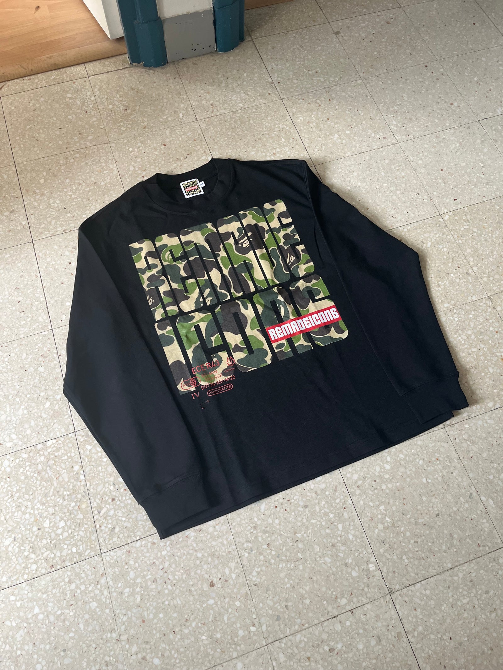 LONGSLEEVE SURPRISE DROP 1